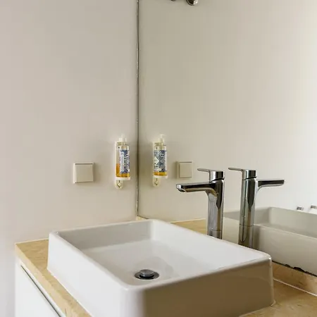 Апартаменты Casa Do Castel - 1st Floor Gem In Arroios Лиссабон